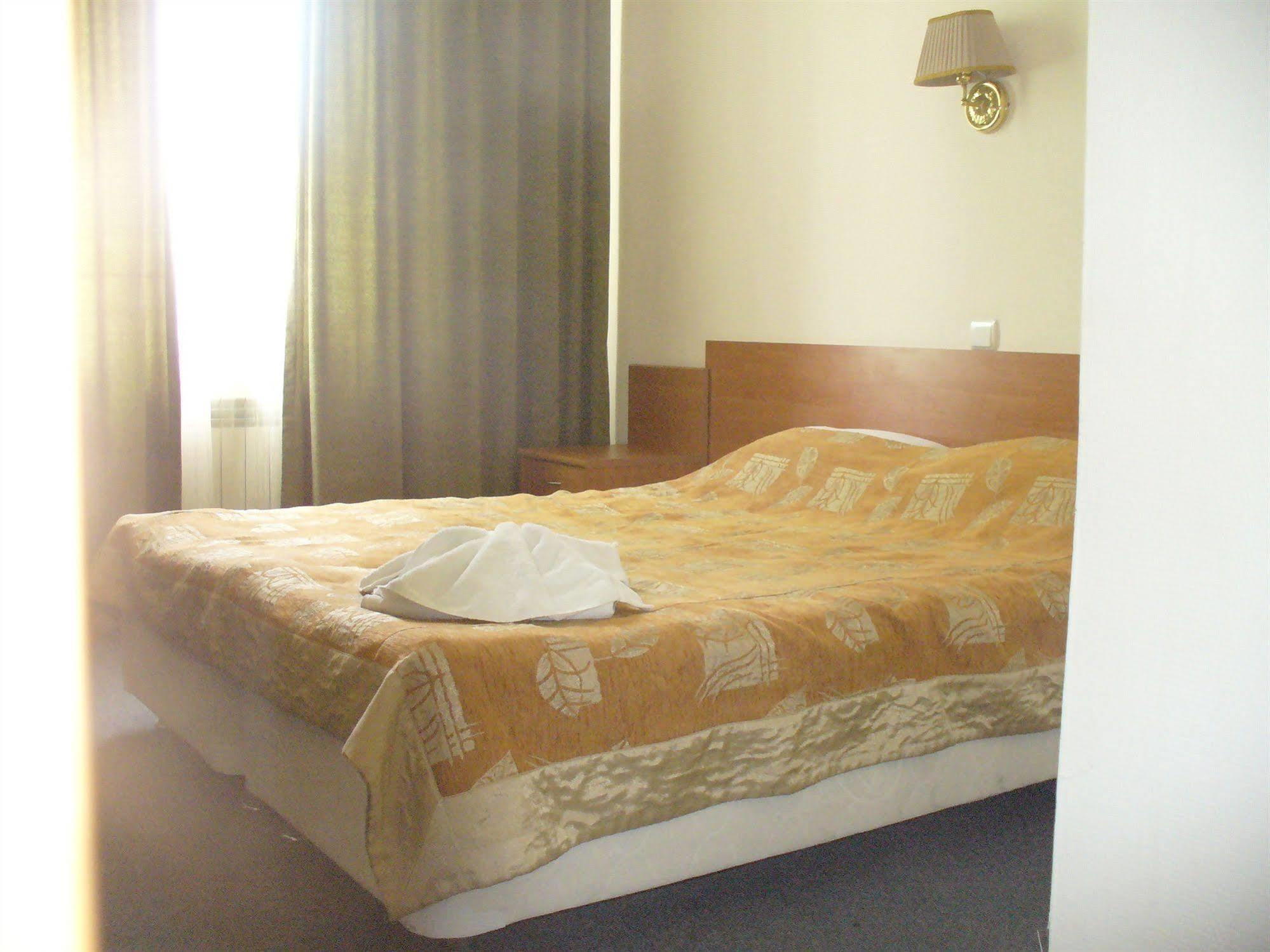 Victoria Palace Atyrau Exterior photo